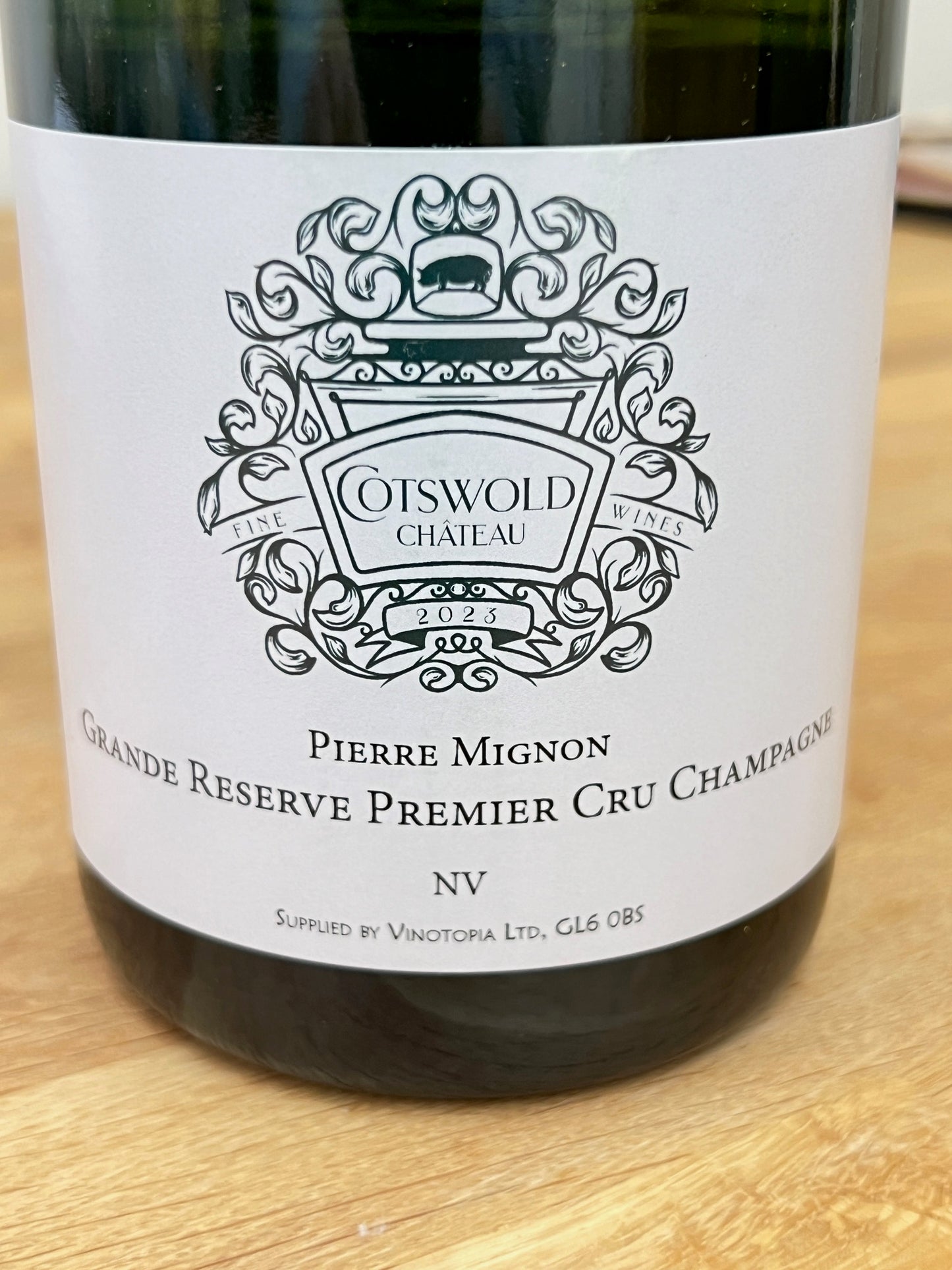 Cotswold Chateau Grande Reserve Premier Cru Champagne